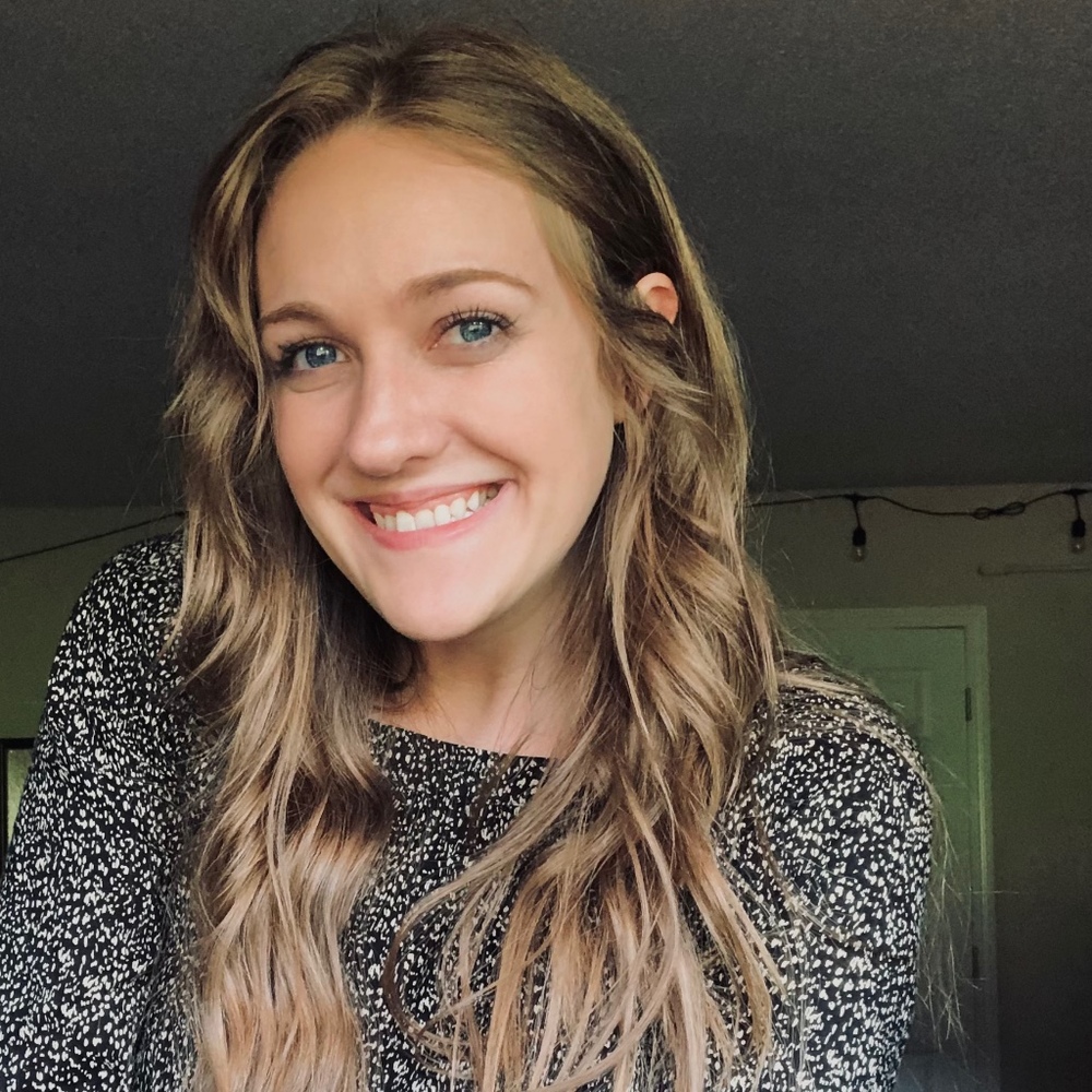 Meet your Posher, Abby